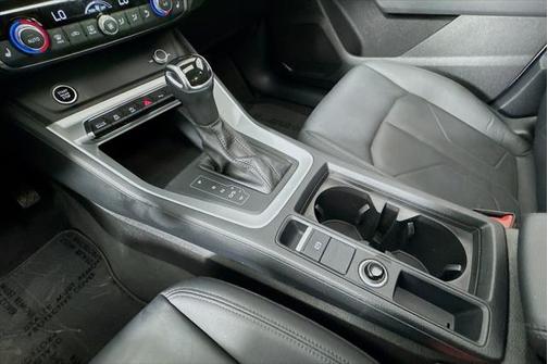 2022 Audi Q3 45 S line Premium