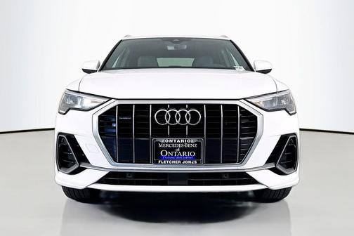 2022 Audi Q3 45 S line Premium