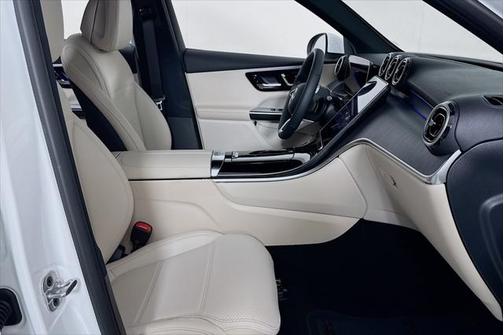2025 Mercedes-Benz GLC 350e Base