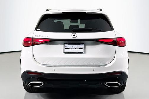 2026 Mercedes-Benz GLC 300 Base