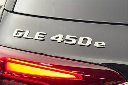 2025 Mercedes-Benz GLE 450e 4MATIC