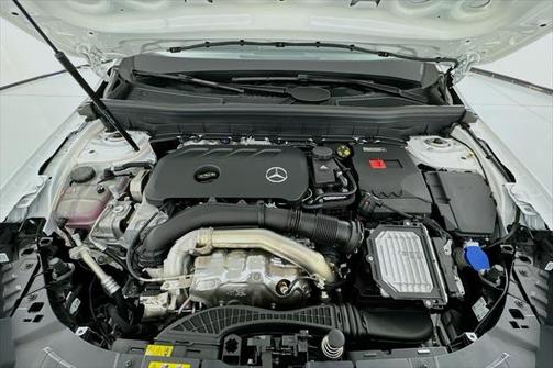 2025 Mercedes-Benz GLB 250 Base