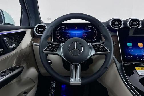 2026 Mercedes-Benz GLC 300 Base