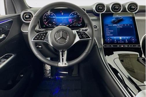 2025 Mercedes-Benz GLC 300 Base