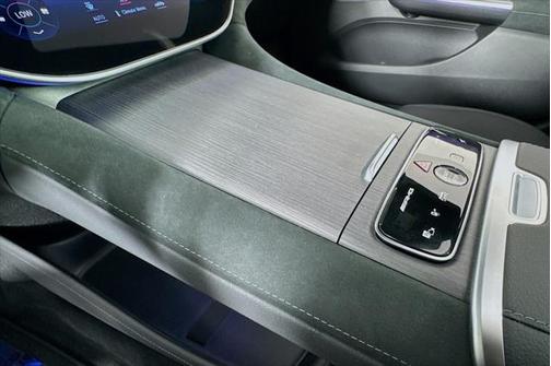 2025 Mercedes-Benz AMG EQE 4MATIC+