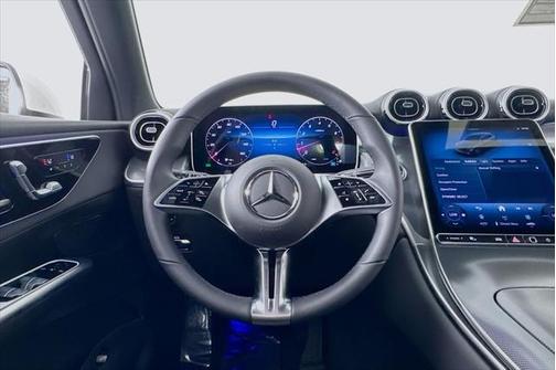 2025 Mercedes-Benz GLC 300 Base