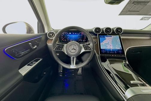 2025 Mercedes-Benz GLC 350e Base