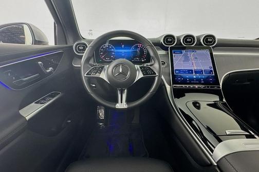 2025 Mercedes-Benz GLC 350e Base