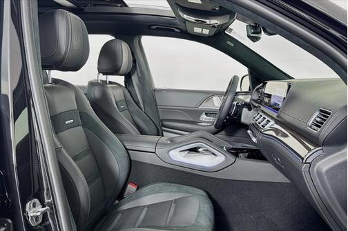 2025 Mercedes-Benz AMG GLS 63 Base