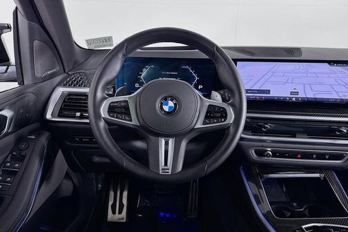 2025 BMW X5 M60i