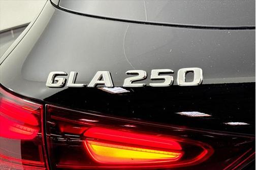 2025 Mercedes-Benz GLA 250 Base