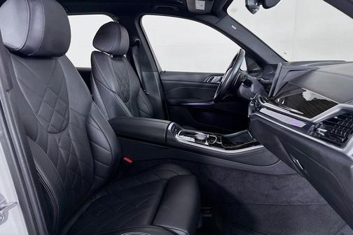 Alpine White 2024 BMW X5 sDrive40i