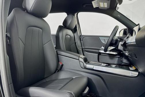 2025 Mercedes-Benz GLB 250 Base