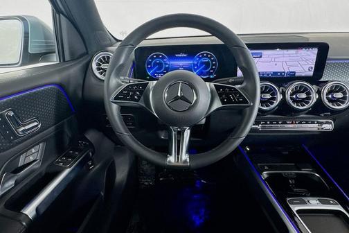 Cirrus Silver Metallic 2024 Mercedes-Benz EQB 250 Base