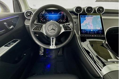 2025 Mercedes-Benz GLC 350e Base