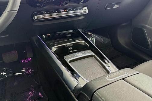 Polar White 2025 Mercedes-Benz EQB 250 Base