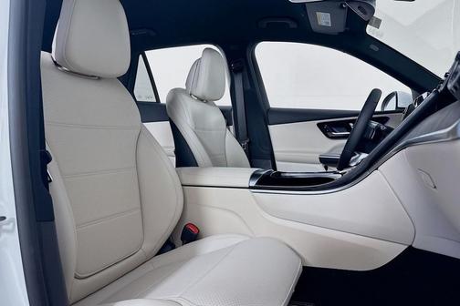 2026 Mercedes-Benz GLC 300 Base