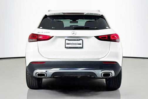 Polar White 2022 Mercedes-Benz GLA 250 Base