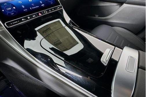 2025 Mercedes-Benz GLC 350e Base