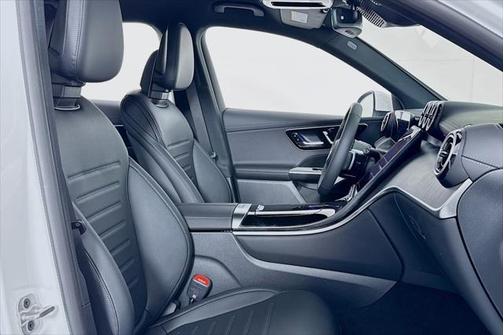 2025 Mercedes-Benz GLC 350e Base