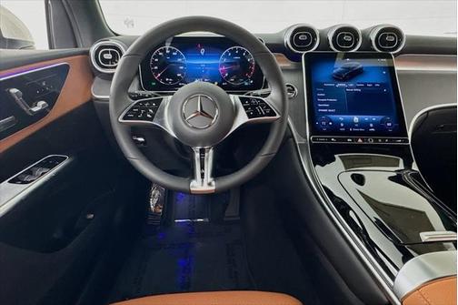 2025 Mercedes-Benz GLC 300 Base