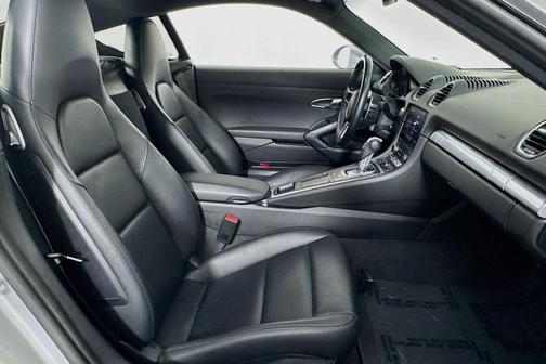 2021 Porsche 718 Cayman 