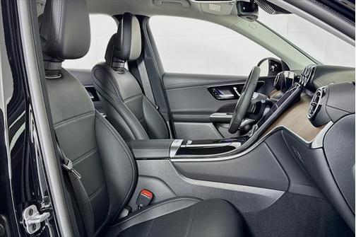 2025 Mercedes-Benz GLC 350e Base
