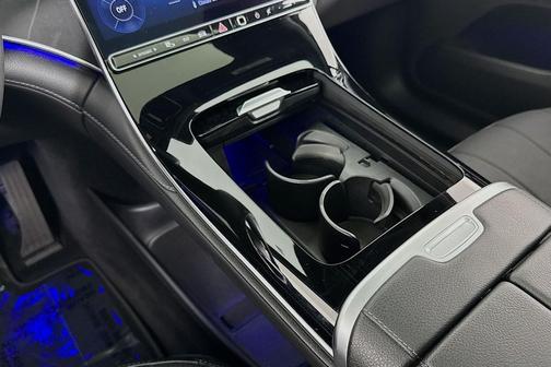 Obsidian Black Metallic 2023 Mercedes-Benz EQE 350+ Base