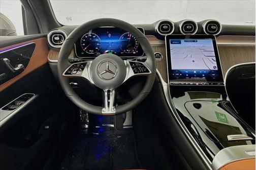 2025 Mercedes-Benz GLC 350e Base