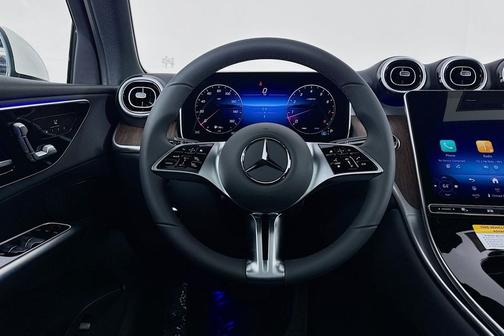 2026 Mercedes-Benz GLC 300 Base
