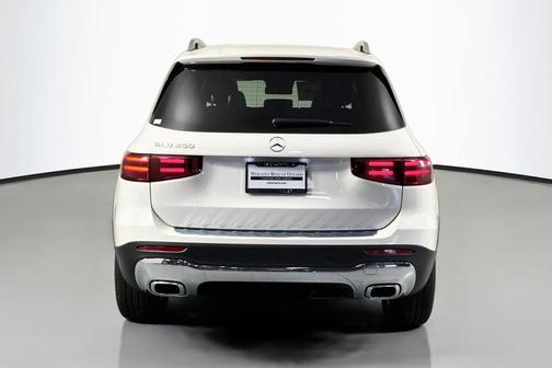 Polar White 2026 Mercedes-Benz GLB 250 Base