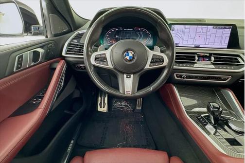 2021 BMW X6 M50i