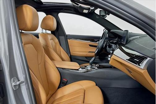 2021 BMW 530e Base
