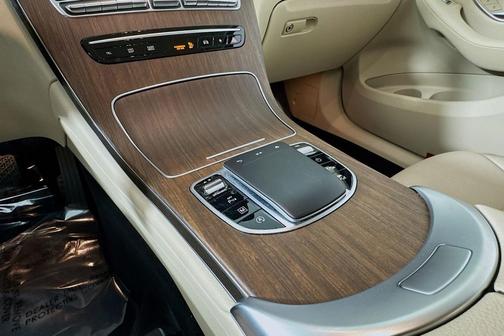 2022 Mercedes-Benz GLC 300 Base