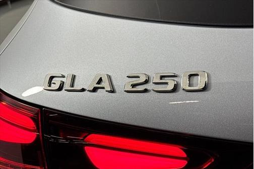 2025 Mercedes-Benz GLA 250 Base