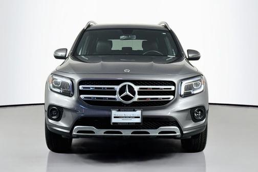 Mountain Grey Metallic 2023 Mercedes-Benz GLB 250 Base