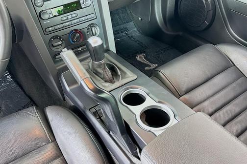 2007 Ford Shelby GT500 Base