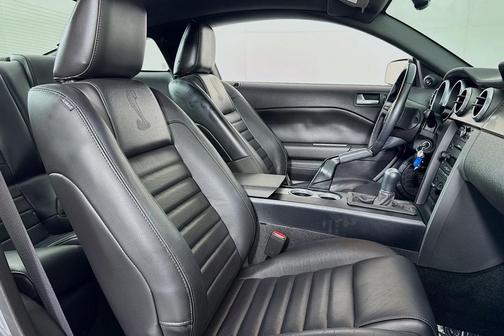 2007 Ford Shelby GT500 Base
