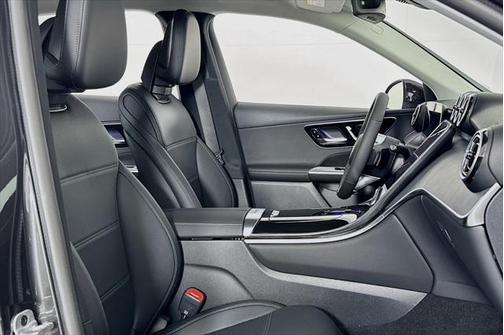 2025 Mercedes-Benz GLC 350e Base