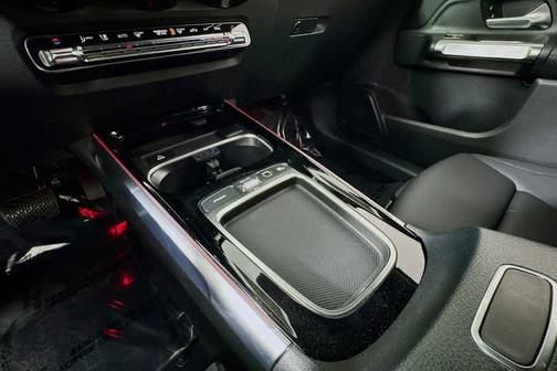 2025 Mercedes-Benz GLB 250 Base
