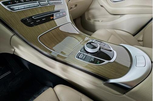 2018 Mercedes-Benz GLC 300 Base