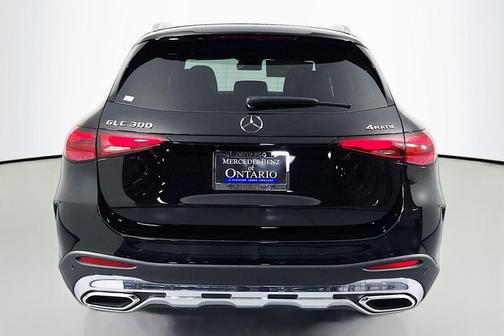 2026 Mercedes-Benz GLC 300 4MATIC