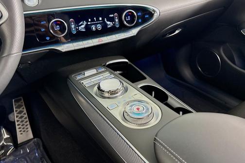 2023 Genesis GV70 2.5T AWD