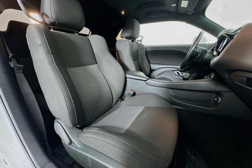 White Knuckle Clearcoat 2022 Dodge Challenger GT