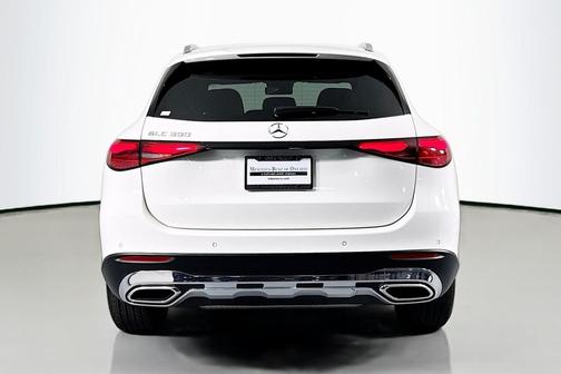 2025 Mercedes-Benz GLC 300 Base