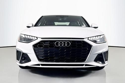 2022 Audi A4 45 S line Premium Plus