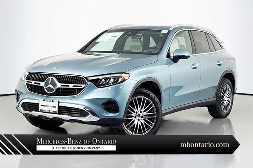 Verde Silver Metallic 2026 Mercedes-Benz GLC 300 Base