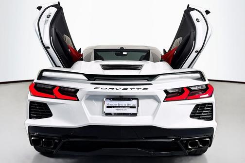 Arctic White 2022 Chevrolet Corvette Stingray w/3LT