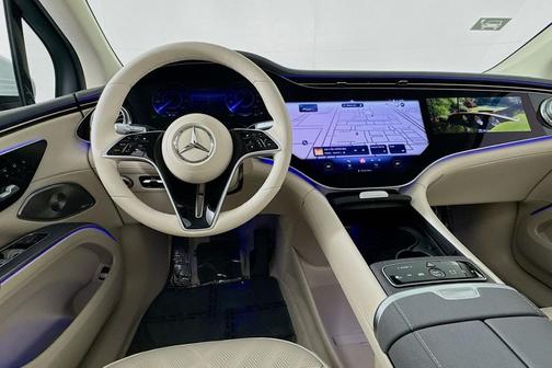 Polar White 2026 Mercedes-Benz EQS 550 EQS 550