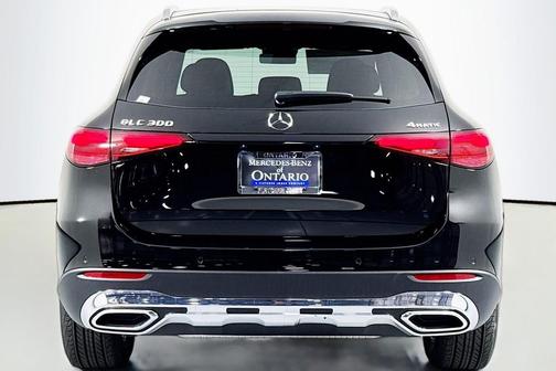 2026 Mercedes-Benz GLC 300 4MATIC